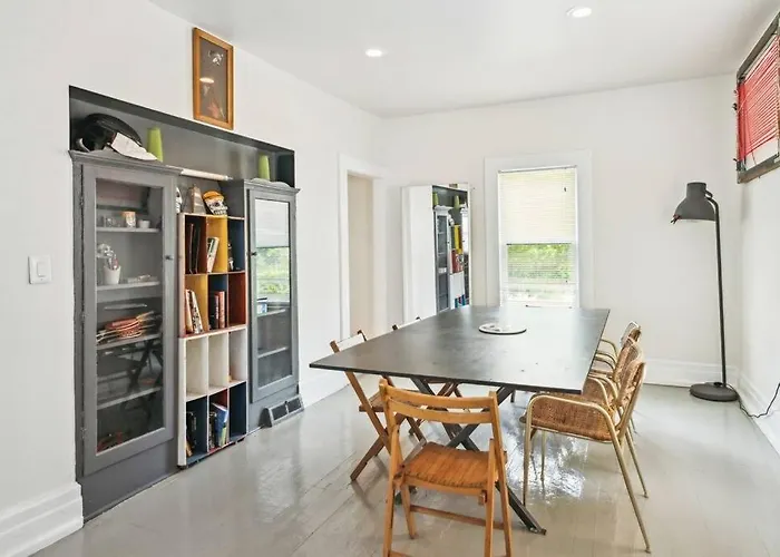 Spacious Detroit Home, Downtown Nearby, 8 Guests