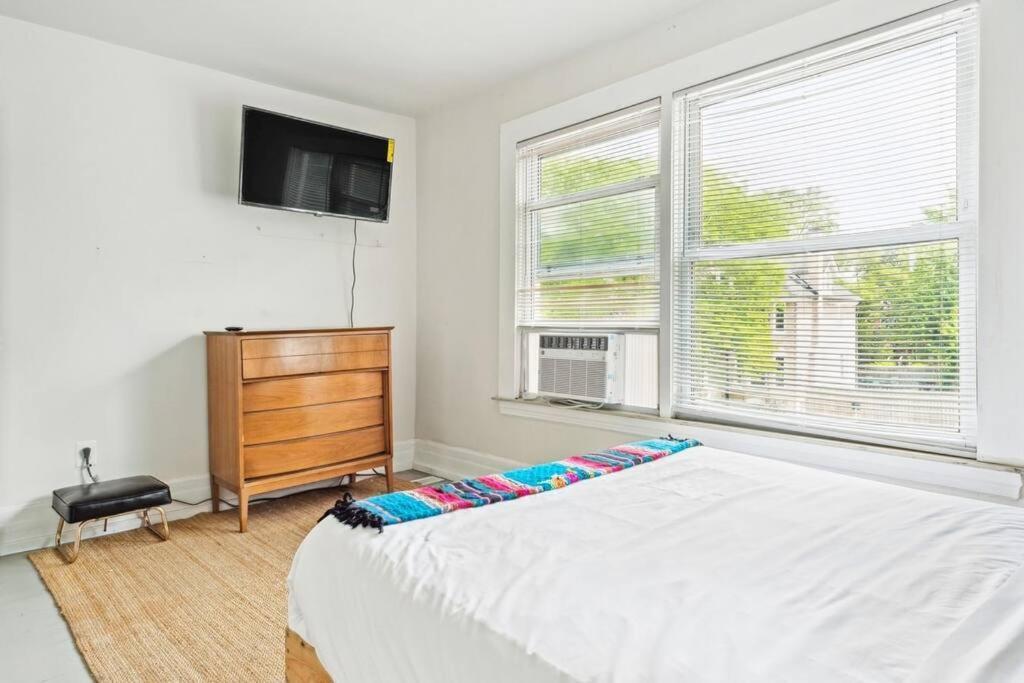 Holiday home Spacious Home, Downtown Nearby, 8 Guests *